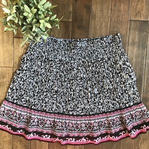XL White House Black Market skirt